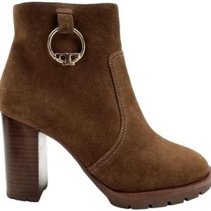 Tory Burch Festival Brown Sofia Lugged Logo Charm